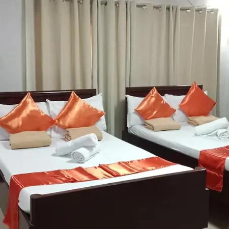 Pacifico'S Hostel